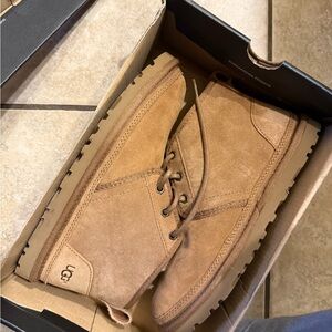 UGG Men's Chukka Boots in Light Brown Suede